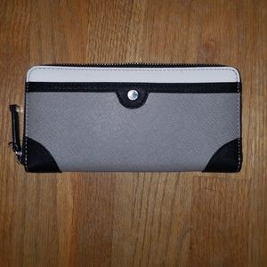 Like New Calvin Klein Wallet